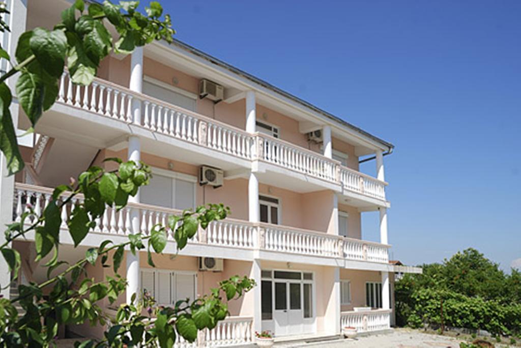 Di Vincenzo Inn Ulcinj Buitenkant foto